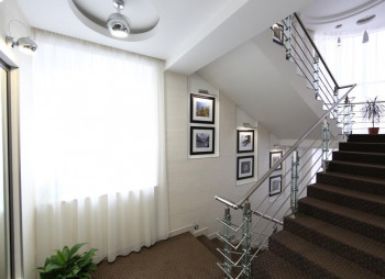 Комплекс зданий медицинского и отельного назначения в Киеве